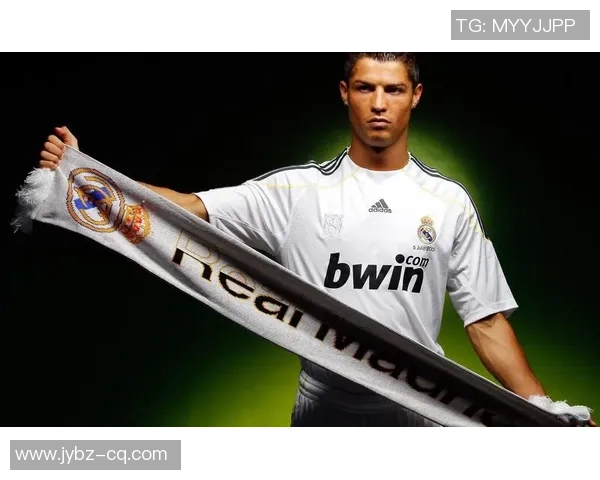 精美足球球星桌面壁纸合集带来视觉冲击力与运动魅力的完美结合